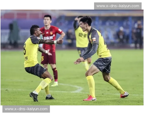 广州恒大淘宝vs柏太阳神：一场亚洲足球的巅峰对决，点燃燃烧的激情！